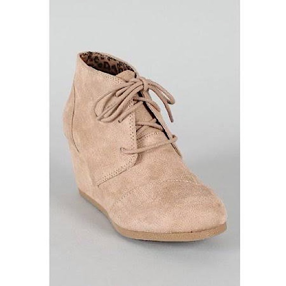 Cityclassified Shoes - Mauve Wedge